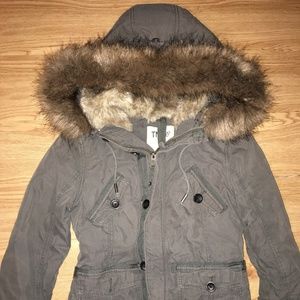 Aritzia TNA Winter Coat